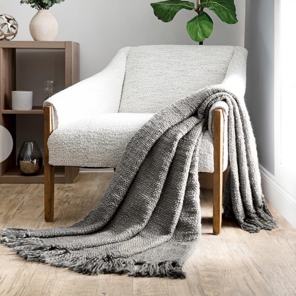 Linens & Hutch slub yarn gray blanket throw